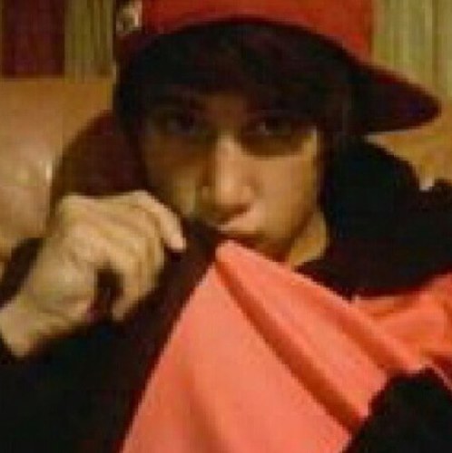 just waiting for that special day when he (He= Jai Brooks!) follows me.....I WONT GIVE UP! 0\5 janoskians follow me....arent i special?