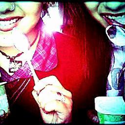 Feliz ;D Amo a MyChemicalRomance 
3