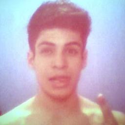 Sou o Gee Gomes do twitter @geegomes, uso esse twitter aqui pra fazer twitcam. Me sigam aqui e lá 3