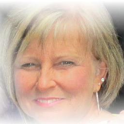 Stage 4 colon cancer survivor ....remisson 6yrs...
Love instagram.... art... I can't define myself...