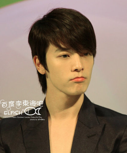 I'm SONE, BEAUTY, BOICE, ELF 
 from Indonesia ˆˆ folback,just mention :)
