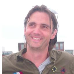 Ondernemer| Innovation in Learning | Gamification| MyTravelPlanner.nl |3 kids | Hou van volle rode wijn