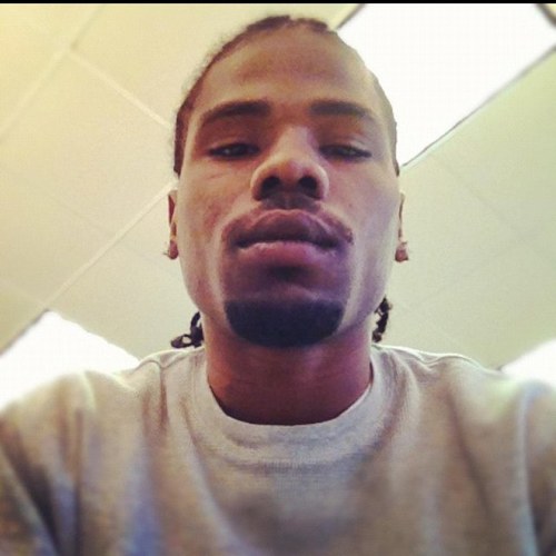 23vitoMVP's profile picture. The Best Barber u Know!!!#teamiphone