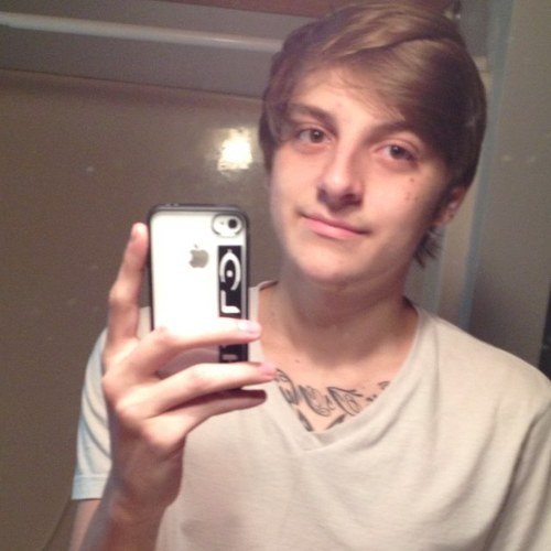 Names Mase, i play guitar, love hanging out with friends, like meeting new people,, music is my life, anything else just hit me up on here or facebook
