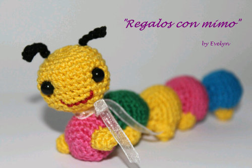 Detalles hechos a mano ideales para regalar o darte algún capricho: amigurumis, ropa y accesorios para bebé, y otros complementos para ti #amigurumi #crochet