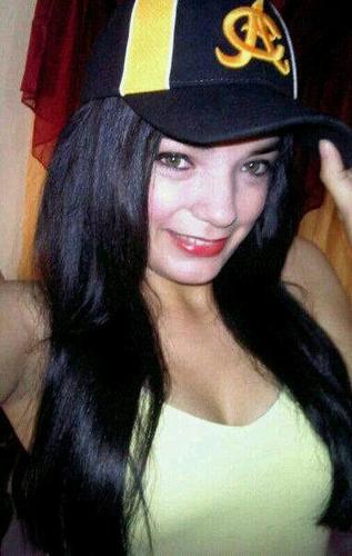 God♥, • Estudiante de Odontologia e Idiomas /{ Hija de Padres Maravillosos,*\   Cibaeña & 100% Aguilucha *.*