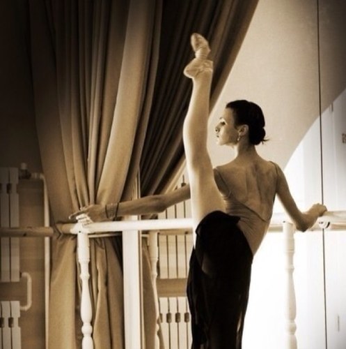 strength_stay's profile picture. 18. Ballerina, Fighting ana, one day at a time.