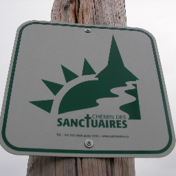 Chemin des Sanctuaires est un organisme à but non lucratif, qui par la marche, favorise la réflexion personnelle de même que la bonne forme physique.