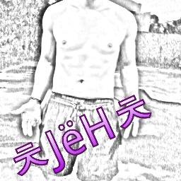 Jeh__BexD's profile picture. Jefferson, 17,carro, intelectual, extravagante, amigos(as), simpático, celular-000000 se quiser me conhecer me siga =D sigo de volta