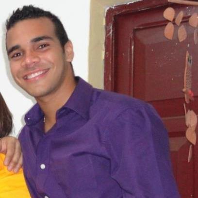 Estudiante de Informatica, Amante de la tecnologia y aficionado a la fotogria y a la musica.!