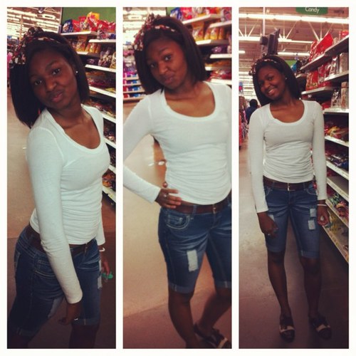 - i DONT fuck wit too many i hold it down by MYSELF | jr.& ty my fav.guys ♥| mention for a fb | press follow && enjoy ((: !
