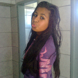 Amo minhas @So_Taradinha , @To_Safadinha e a @_UmmaPepsii
a @umma_ciumenta e @akela_jujuba