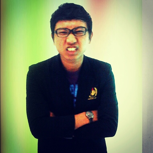 stephanindra's profile picture. saya suka berpetualang, keliling Indonesia dan tentu saja mencicipi aneka masakan khas daerah setempat.. akulah BOLANG