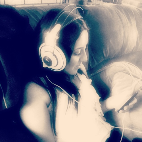 MayritaYR's profile picture. 