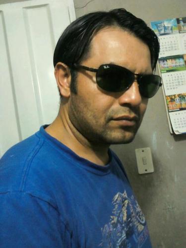 carlossrodigues's profile picture. 