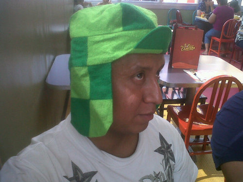 Salvadoreño 30 años Casado