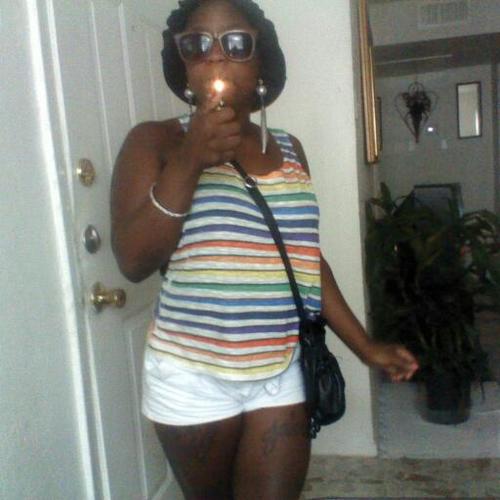 Wifey over BitchEs,, butt $$s over Her,, $$s under nothing:: Follow the $$ «««