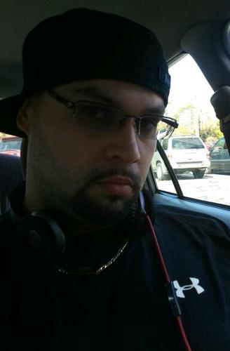 Eric_da_1st's profile picture. Music, poetry and family. What else is there.