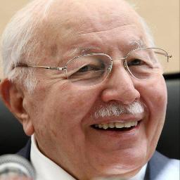 MEZUNİYETİ OLMAYAN TEK OKUL ''Milli Görüş Üniversitesi'' 
https://t.co/l0V75VDb