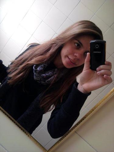 Eu amo tudo aquilo que me faz bem pq oque nao me faz eu costumo nem ligar ;) Paula Ferraz