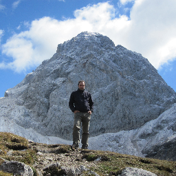 revolnow's profile picture.