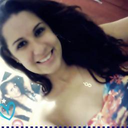 Hoje pensei tanto em nós dois
 Que não podia deixar pra depois
 E eu vim aqui só pra dizer
 Que eu sou louco por Você. ♫ Amor meu Thiago Rangel *