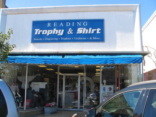 Awards and Recognition specialist, Little League, Recreation Sports, Fantasy Sports, or Custom Awards. Our 40 Plus years of experience can take care of it.