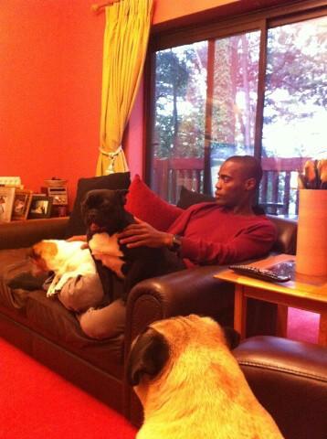 Just a guy, hanging out. I love soul music, LFC and tactics.