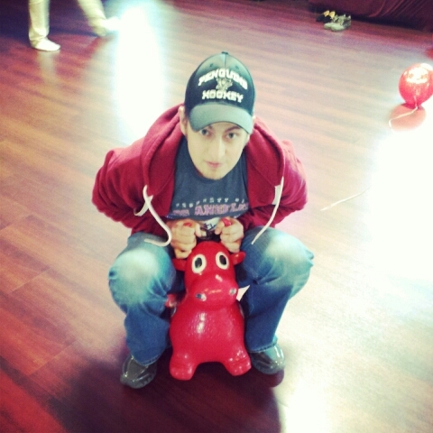 admirlbonz's profile picture. 