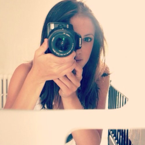 art director & graphic designer