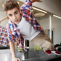 I got The Bieber Fever! @justinbieber follow Me PLease;