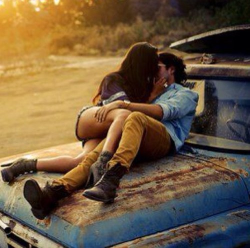 Jacked up trucks, daisy dukes, camo and cowgirl boots. Hunters, fishers, dirt road pickers, cowgirls, fighters and fun all nighters. We are country cuties. #MX