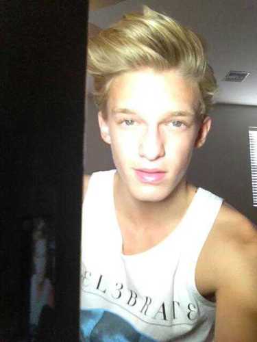 Paradise out on iTunes & in stores! • #ProudOfCody • met the boy who changed my life, and the way i see music on 7/14/12. ♥ •