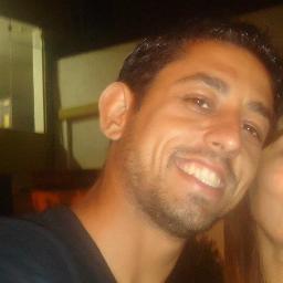 #aprendendo a ser louco por jesus!!
tecladista!!
posso nao chegar a ser mais vou morrer lutando por isso!!!