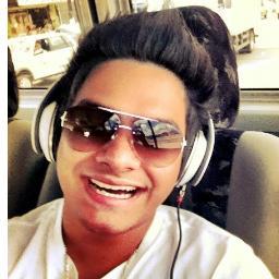 Eu te amo, eu te quero como uma estrela que fez não se apagar em mim ♫♪ @kobarestart não há palavras que consigam expressar tudo que sinto por você.