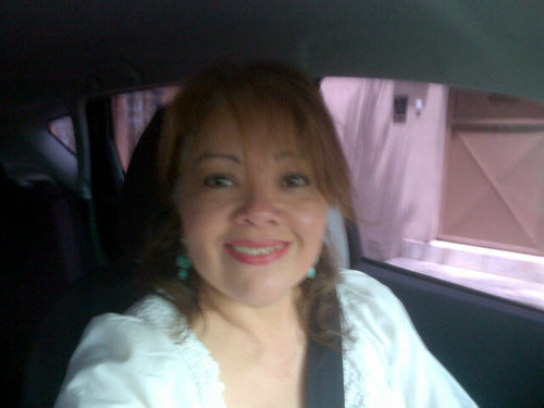 Soñadora, temerosa de Dios, emprendedora y creyente de que lo mejor esta por venir.