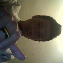 ME GUSTA GANAME LA AMISTA ASIENDO REIR ALA GENTE C;