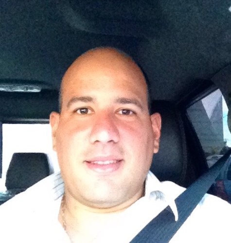Contador Publico Empresario!! A la orden de mi pais. Venezuela algún día tendrás l libertad que mereces.