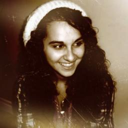 Crazy Girl Who Loves & Enjoys Life! Horse Lover, Professional Procrastinator. I Love/Do Theatre & I LOVE The Guys From 1D :3♥  ~Everything Happens For A Reason~