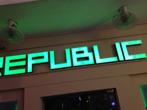 thegreenfellow's profile picture. 