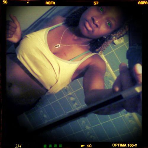 MZ.BADHHASZ(DUHH) IMA TEAM OF 1-800 SHETUP BITCH.................... BUT IMA LET YA NOW TOO JUST FOLLOW MHE!!!!!!!!!!!1