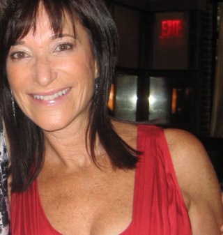 dicentra5's profile picture. 