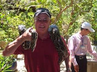 retired financial advisor.  Podcaster for Sun City Shadow Hills covering senior issues and the eastern Coachella Valley.