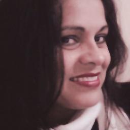 A vida me ensinou a dizer adeus às pessoas que amo, sem tirá-las do meu coração.[TE AMO MÃE]