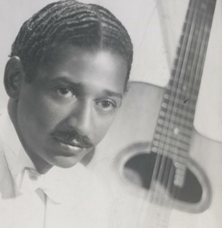 Libro Tributo a Oscar Aleman / Book dedicated to the life of Argentinean Guitarist Oscar Aleman. Jazz Guitar