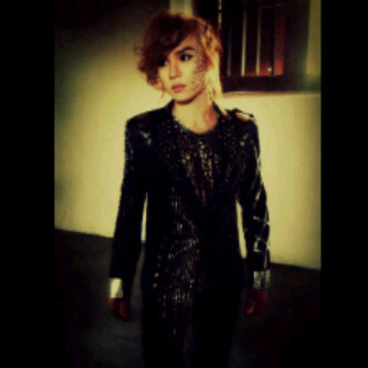 1st OFFICIAL FANBASE @XingHermina FROM SURABAYA [301211]^^ | That my way @FAMEidol's Leader, @XingHermina ♥ AmaXING ☺♥