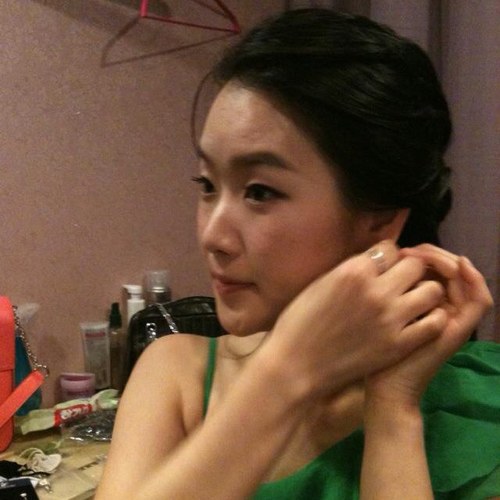 aijunyjuny's profile picture. 