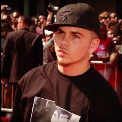 Fah_wirun's profile picture. Fc*PITBULL   MR.305