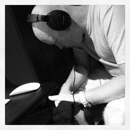 Top line writer and lyricist, songwriter, keyboardist, guitarist, bassist, vocalist, DJ, tennis player and philosopher. https://t.co/BUOKZsR2m8 / Launch Entertainment.