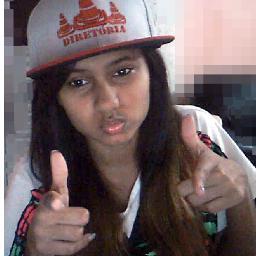 12 anos, virginiana, mimada, ciumenta, chata, dramática e teimosa (;